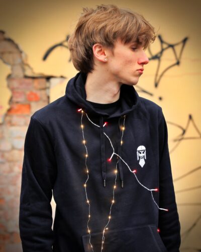 Pagan Brews džemperis ar kapuci