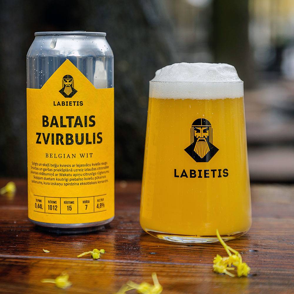 Baltais_zvirbulis_belgian_wit_beer