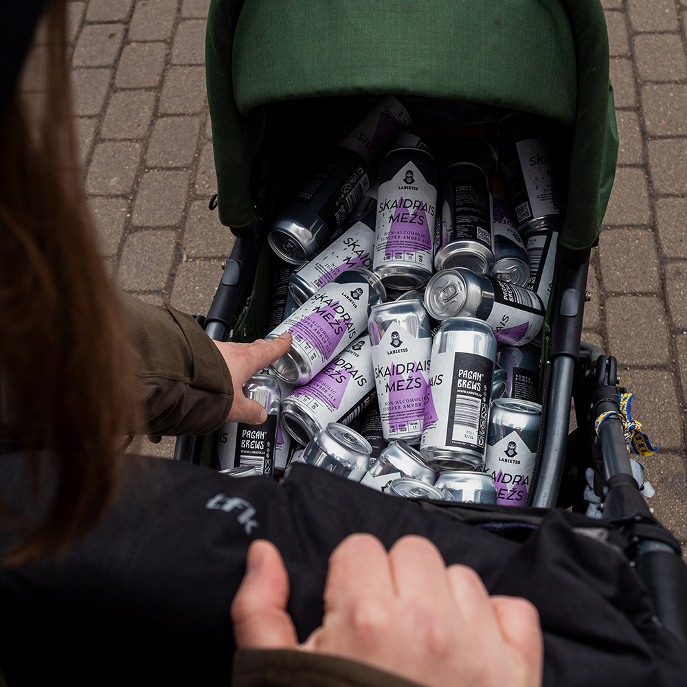 Bezalkoholisks_alus_skaidrais_mezs